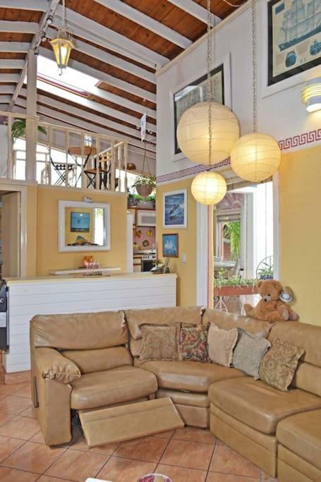 Amazingly Romantic Vacation For Your Honeymoon Сasa de vacaciones Tijuana